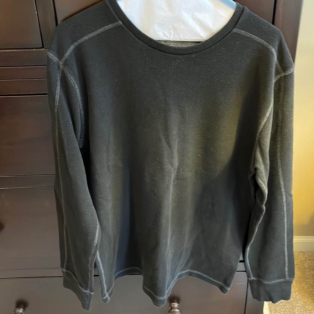 Banana Republic waffle weave medium weight shirt, L.